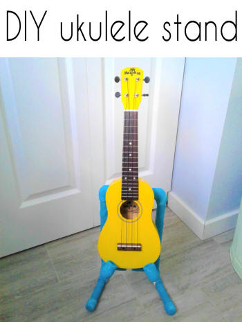 ukulele stand